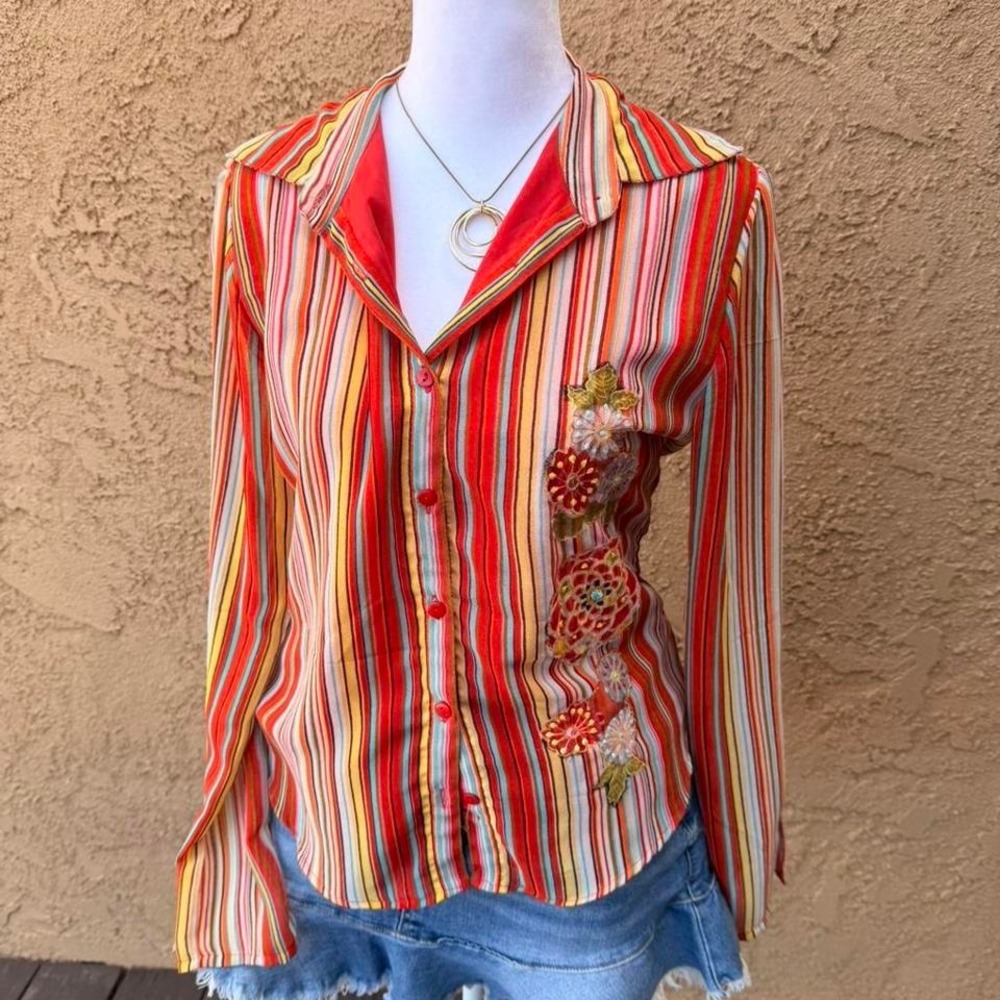 Vintage Pura Vida striped button up blouse with floral embroidery